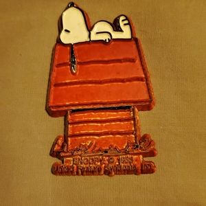 Vintage snoopy magnet